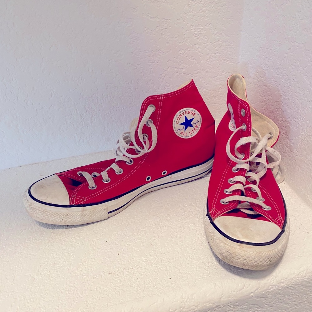 Red Converse high top
